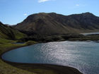 Nabij Landmannalaugar. fraaie lavastroom die in het meer eindigd