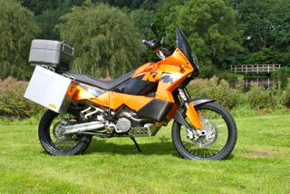 KTM 950 Adv 1.jpg