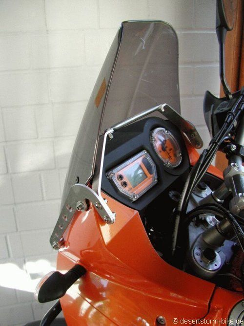 lc8_cockpit_626.jpg