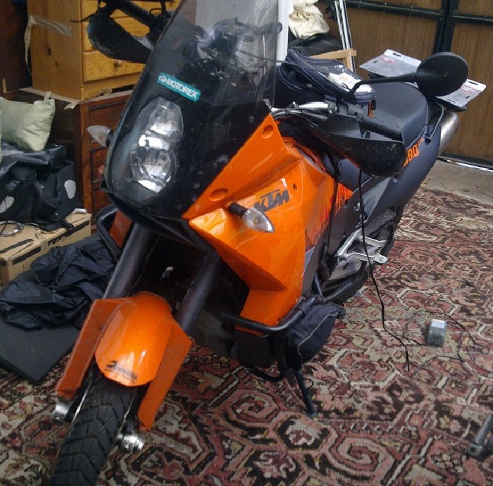24092012778 (640x631).jpg