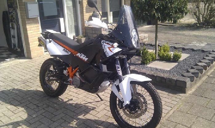 990R.jpg