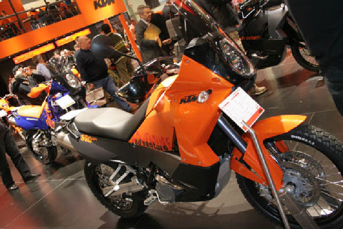 EICMA 1004-S.jpg