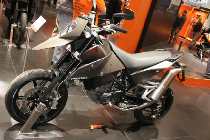 EICMA 1005-S.jpg