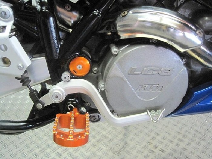 ktm-990-adventure-s-1180247_4.jpg