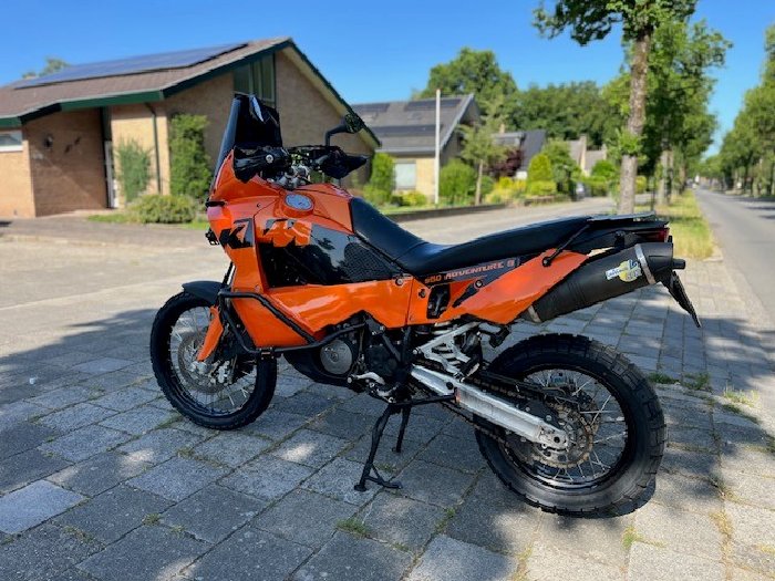 ktm3.jpg