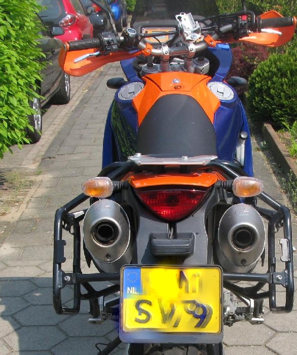 KTM 950 007.jpg