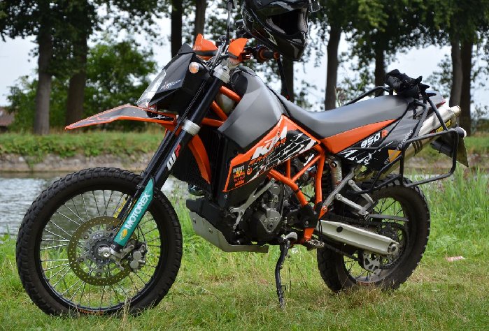KTM_G.JPG